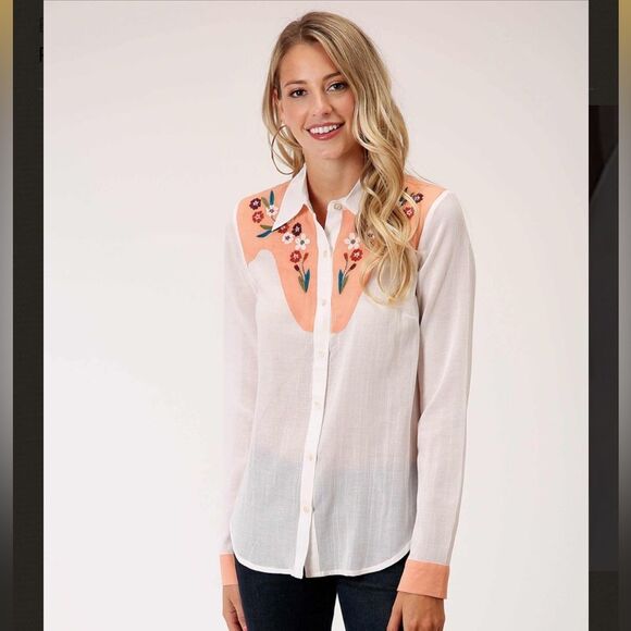 Never worn roper button down top - Picture 1 of 3